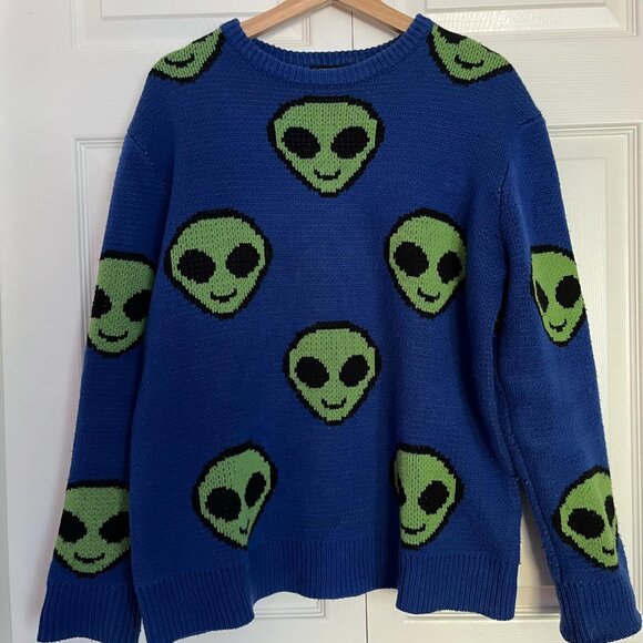 👽Alien Knit Sweater👽 - Picture 2 of 3